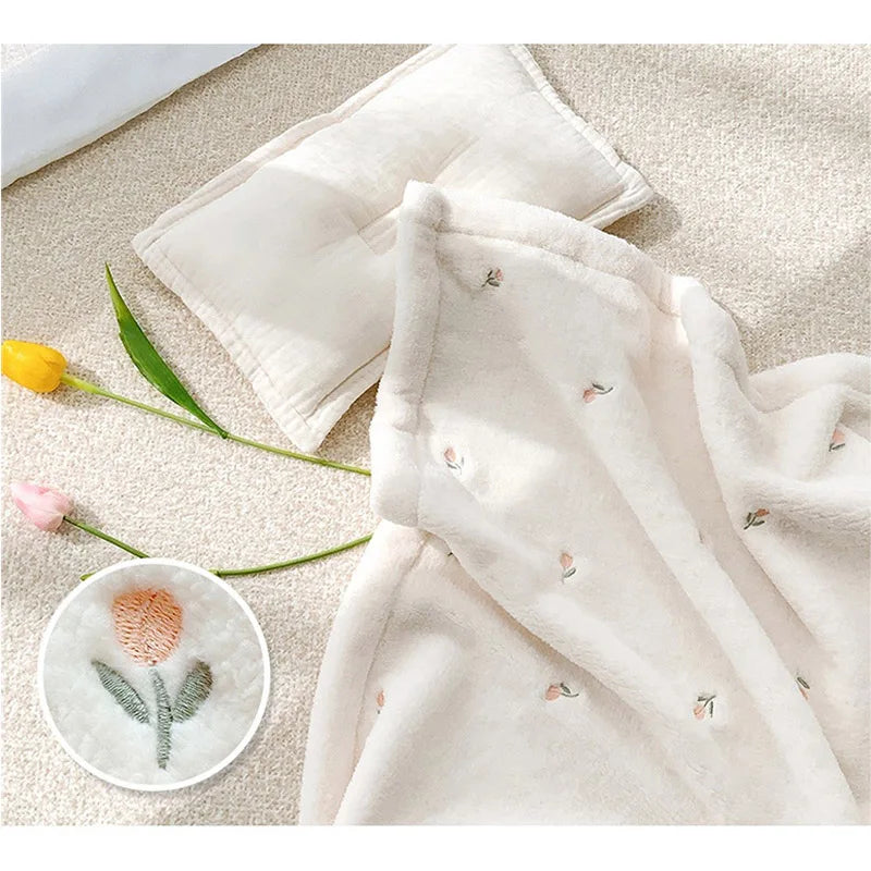 Couverture_bébé_tulipe_douce