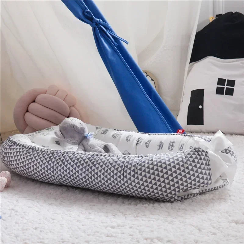 Réducteur_de_lit_bébé_couronne_coton
