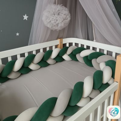 tour de lit tressé protecteur