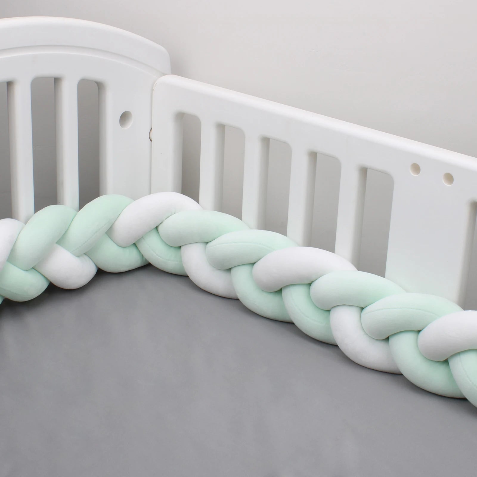 tresse_de_lit_bebe_vert_blanc