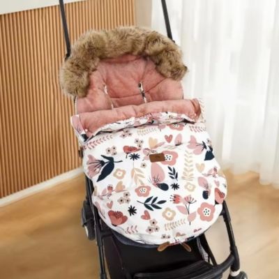 Chancelière poussette imperméable fleurie