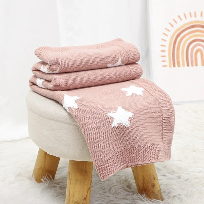 Couverture étoile pour bebe rose tricotée
