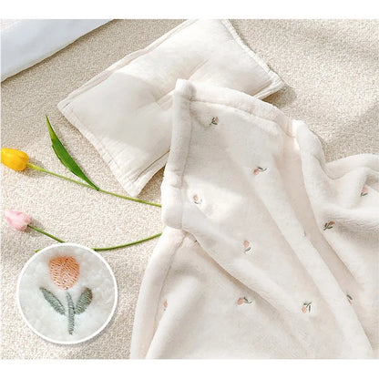 Couverture_bébé_tulipe_douce
