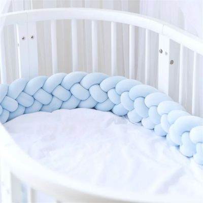 Tresse de lit bébé bleu ciel berceau