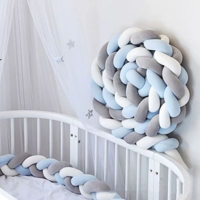 Tresse de lit bébé bleu gris blanc coton