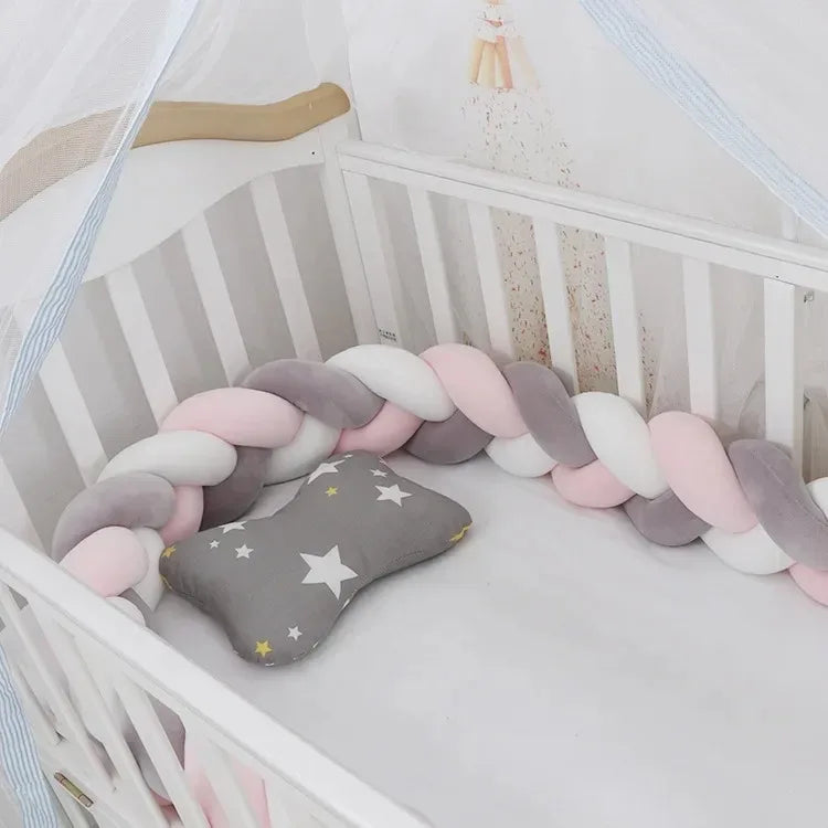 Tresse_de_lit_bébé_rose_gris_blanc