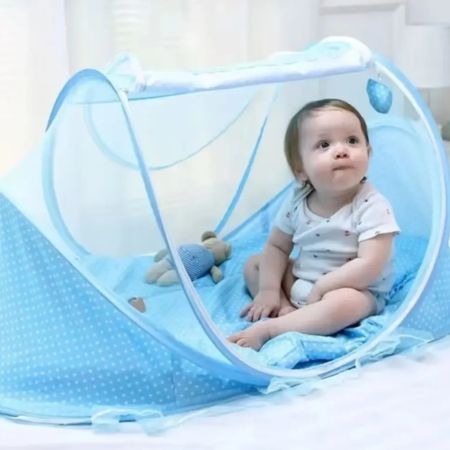 lit moustiquaire bébé cocon douillet bleu sécuritaire