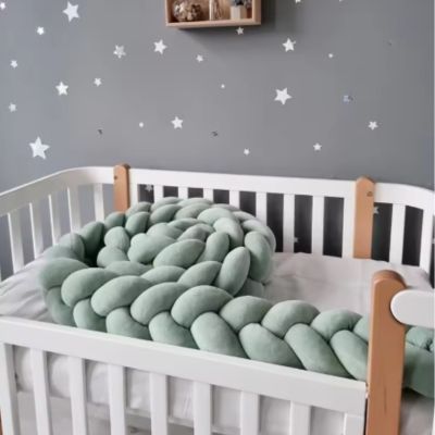 tour de lit tressé protecteur vert